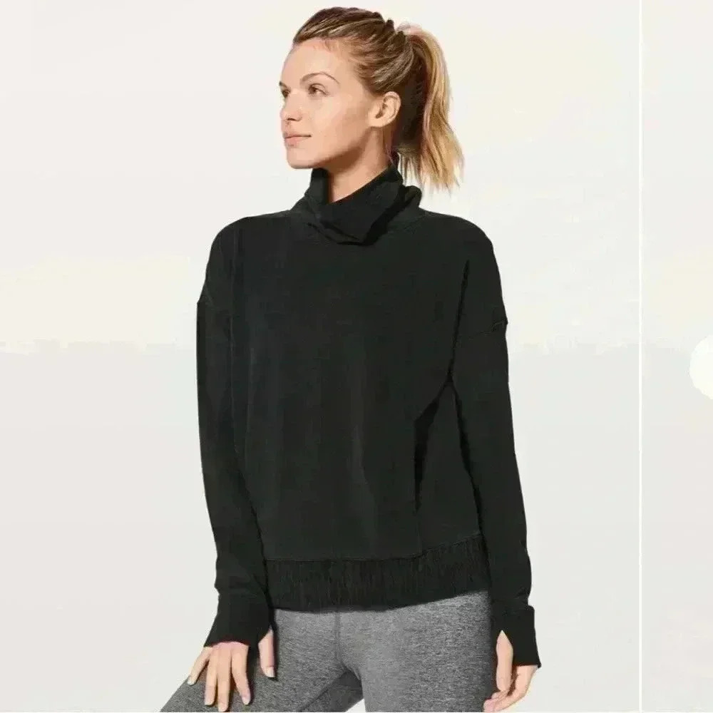 Lululemon Stress Less Pullover Black size 4